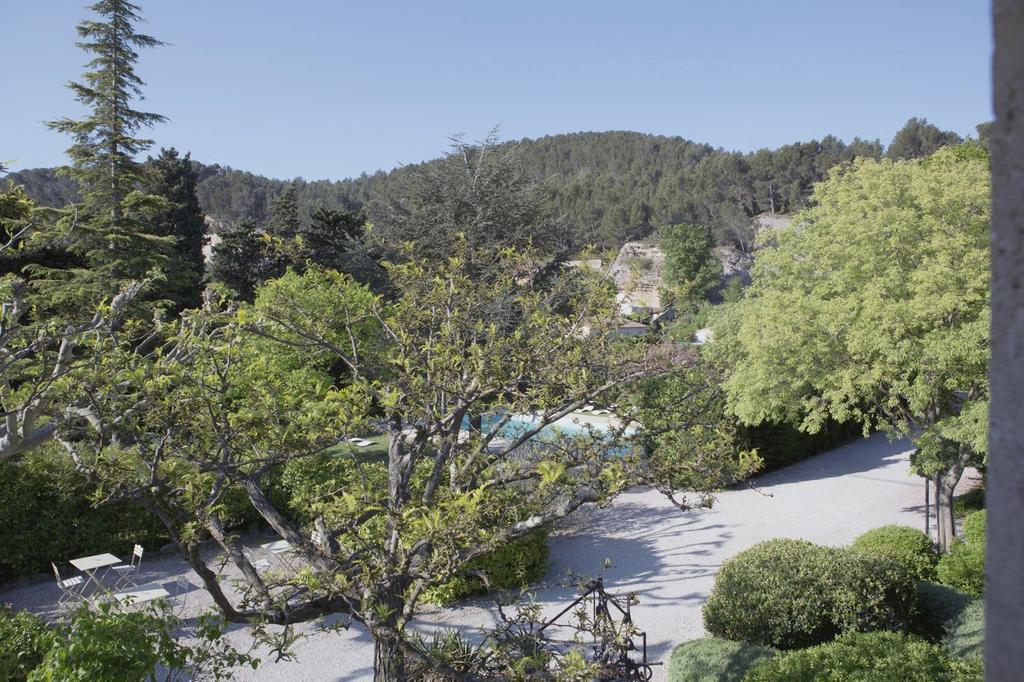 Logis Hotel Castel Mouisson Barbentane Екстериор снимка